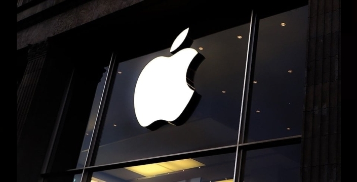 Apple sarsılıyor: Kilit yöneticiler birer birer rakip firmalara kaçıyor!