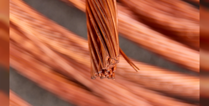 Bakır fiyatları tarihi zirveye yaklaştı: Küresel piyasalar hareketlendi!