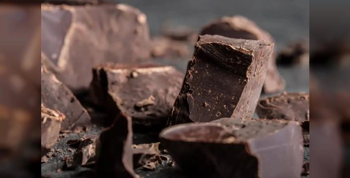 Bitter çikolatanın yaşlanmayı geciktiren ve ruh halini iyileştiren mucizevi etkileri kanıtlandı