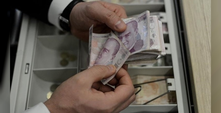 CHP'li Sarıgül'den ekonomi çağrısı: Asgari ücret yeniden değerlendirilsin, emekli maaşı asgari ücretin altında kalmasın