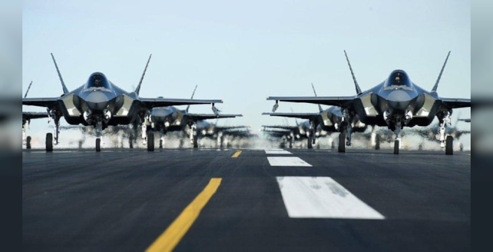 Çin'in hayalet uçağı J-35 seri üretime geçti, F-35'e rakip olarak sahneye çıkıyor