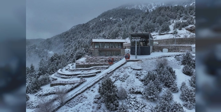 Denizli Teleferik, yenilenmiş hali ve kar manzarasıyla huzurla geri dönüyor