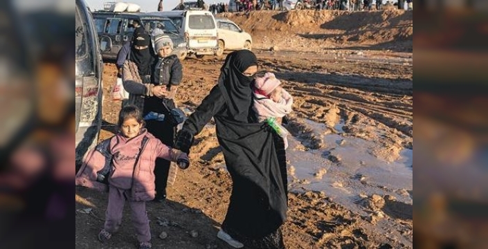 Deyr Hafir'de ölümle burun buruna kalan siviller, tahliye koridoruna ulaştı