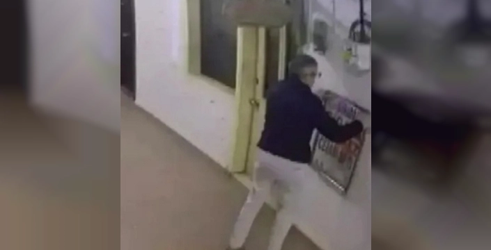 Duvarı delip 40 bin dolarlık saati çalan hırsızlar için hapis istemi belli oldu