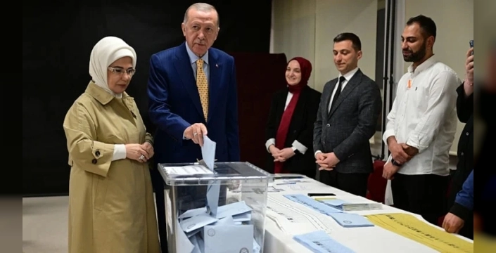 Ekonomistler erken seçimi kaçınılmaz görüyor: 2028'e dayanamaz