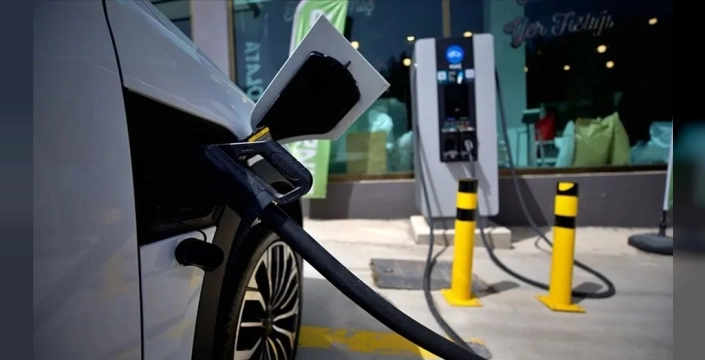 Elektrikli otomobil sayısı bir yılda ikiye katlandı, Türkiye'de yeşil dönüşüm hızlanıyor