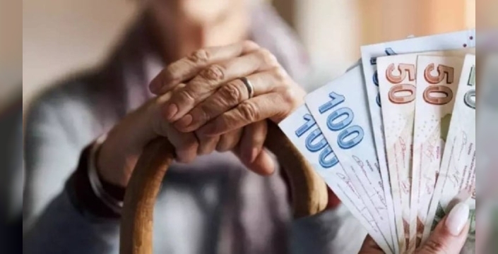 Emeklilerden intibak düzenlemesi için acil çağrı