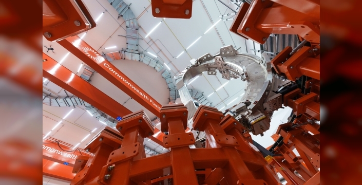 Füzyon enerjisi yarışında kritik adım: Commonwealth Fusion Systems ilk mıknatısı yerleştirdi ve Nvidia ile anlaştı