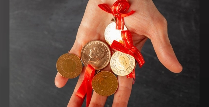 Gram altın 10.000 TL'ye ulaşabilir mi? Uzmandan dikkat çeken değerlendirmeler
