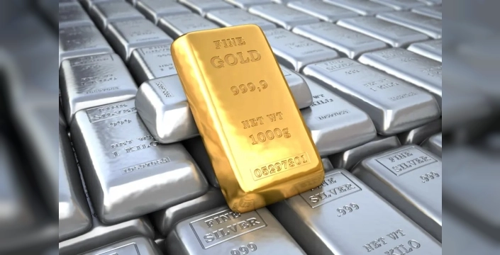 İran açıklarında ABD uçak gemisi gerilimi! Altın ve gümüş rekorlara koşuyor