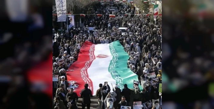 İran'daki protestoların arka planında enformasyon savaşı var