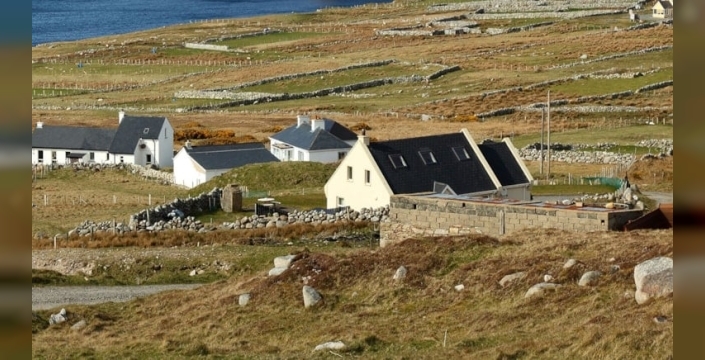 İskoçya'da Zaman Durdu: Foula Adası'nda 13 Günlük Farkla Yeni Yıl Kutlanıyor
