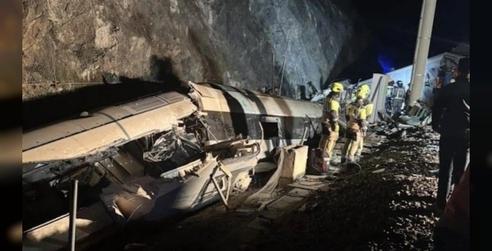 İspanya'da tren faciası sonrası 3 gün yas ilan edildi