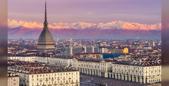 Kalabalık tatilcilerden sıkılanlara müjde: Avrupa'nın saklı cenneti Torino sizi bekliyor!