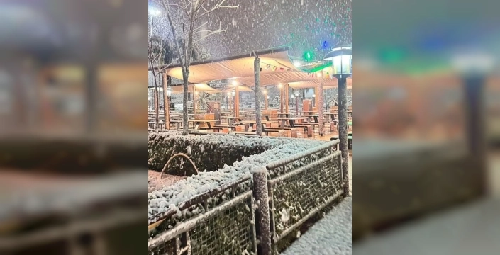 Kar yağmaz denilen Oujda'da 25 yıl sonra kar sürprizi!