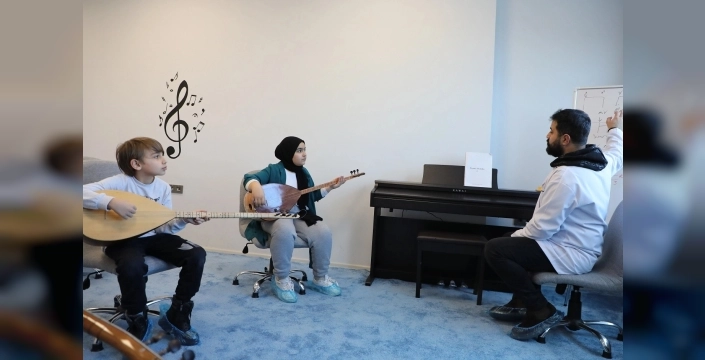 Karatay'da minik yetenekler için ücretsiz sanat akademisi kapılarını aralıyor