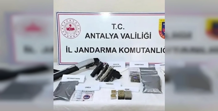Kemer'de uyuşturucu operasyonu: 'Bomba gibi olsun' dedi, genç adamın bünyesi kaldırmadı