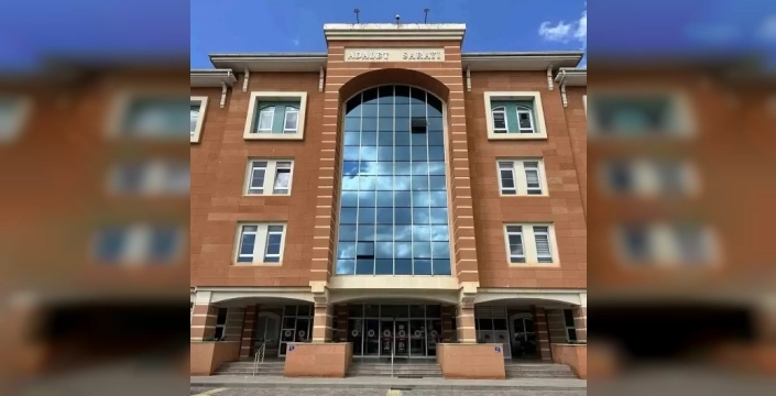 Kendini avukat sandı, 8 bin TL kaptırdı: Sahte avukat davasında hapis cezası çıktı