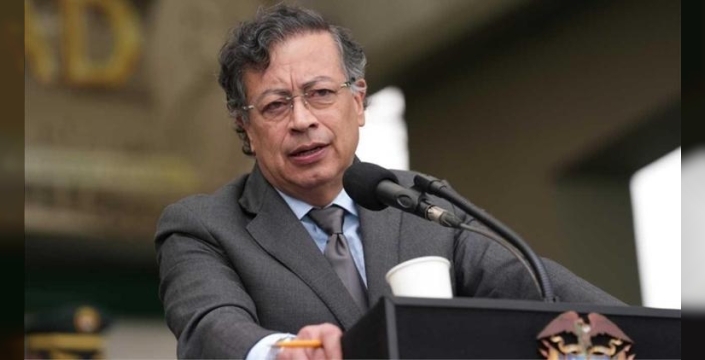 Kolombiya lideri Petro'dan Trump'a sert yanıt: 'Silahlarımı yeniden elime alırım