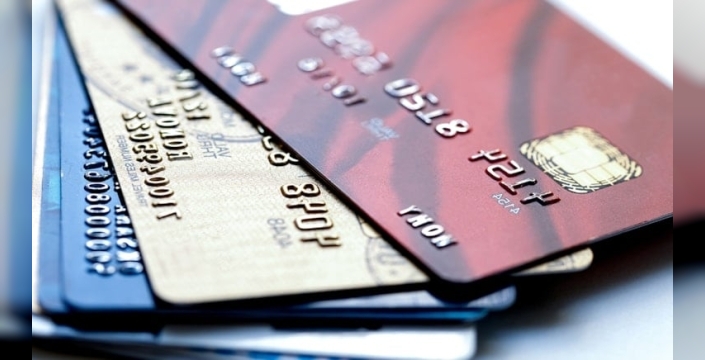 Kredi kartı limitini dolduranlar dikkat: Kredi notunuz düşebilir!