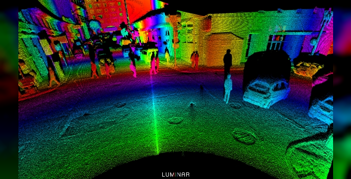 Luminar'ın iflas satışı, son dakikadaki gizemli teklife rağmen onaylandı