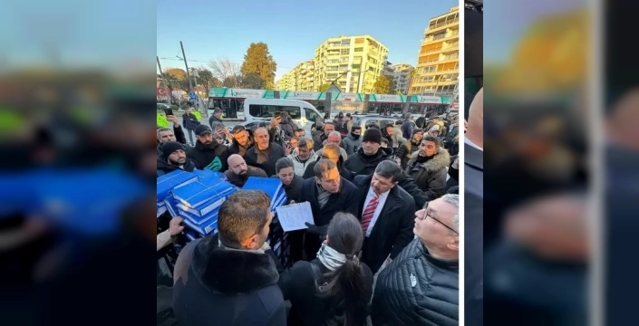 Martı TAG, paylaşımlı yolculuk için İzmir'de 48 bin dilekçe topladı