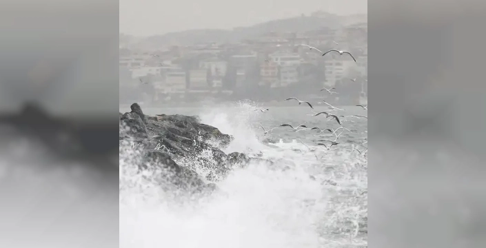 Meteoroloji'den denizlerde fırtına uyarısı: Batı Karadeniz, Marmara ve Ege'de 6-8 kuvvetinde rüzgar bekleniyor