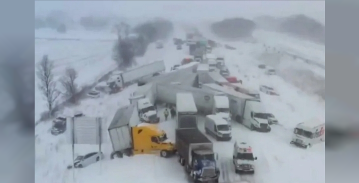 Michigan'da kar kabusu: 100 araçlık zincirleme kaza, otoyol trafiğe kapandı