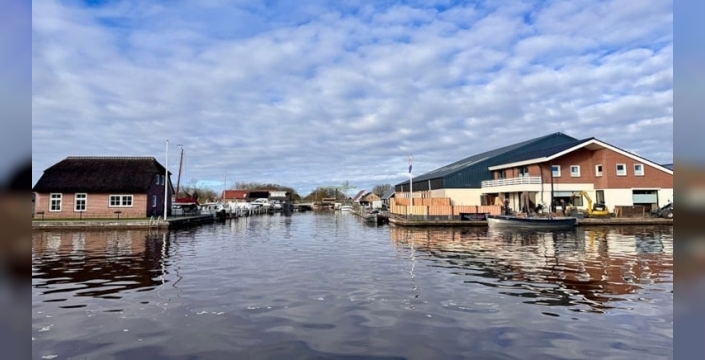 Motorlu taşıt olmayan köyde 180 köprüyle ulaşım şaşırtıyor