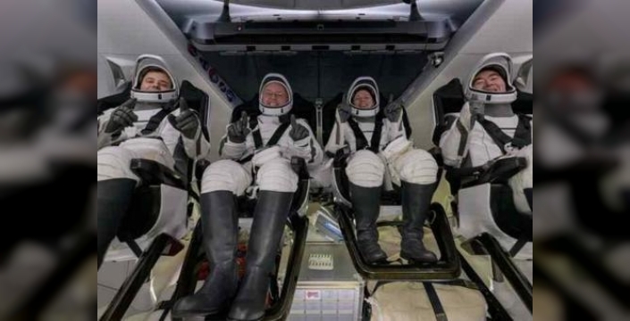 NASA, 65 yıl sonra uzayda tıbbi tahliye gerçekleştirdi