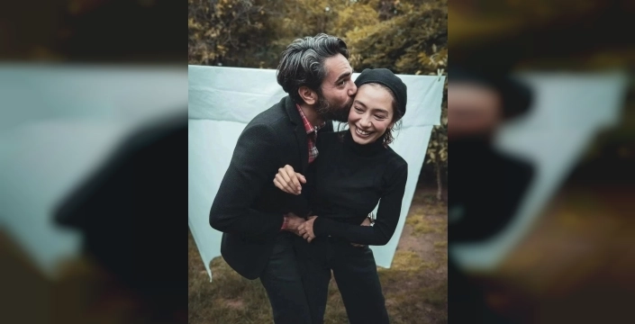 Neslihan Atagül, Kadir Doğulu'yu nasıl tavladığını ilk kez anlattı: 'Ben de oraya üye oldum