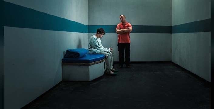 Netflix'ten Altın Küre'de Muhteşem Gece: 7 Ödülle Zirvede Yer Aldı