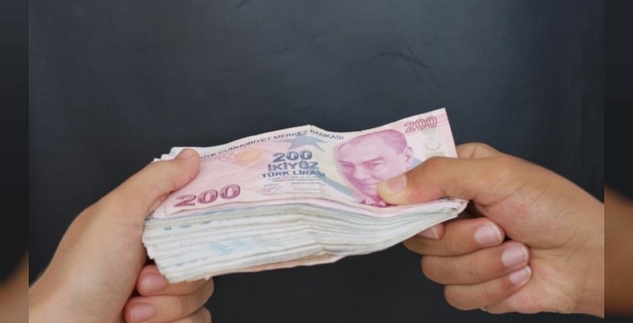 Özgür Erdursun'dan şok uyarı: Emekli maaşları birbirine yaklaşıyor, sistem alarm veriyor