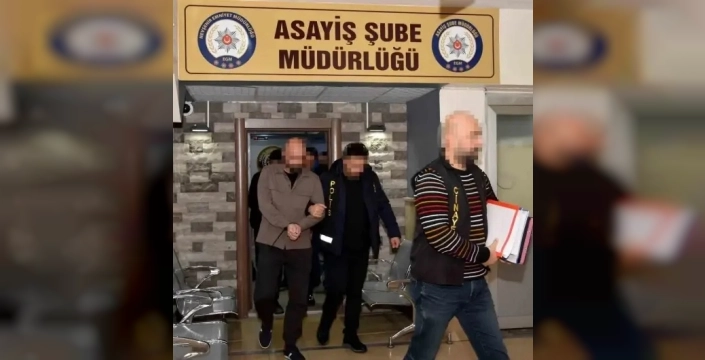 Polis ve savcı süsüyle yaşlıları dolandıran çete çökertildi: 6 kişi hapiste!