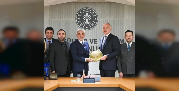 Radyo ve televizyon yayıncıları, Bakan Ersoy ile sektörün geleceğini konuştu