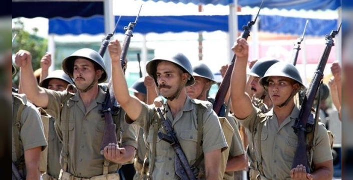 Rum bakan canlı yayında Türkiye'yi tehdit etti: 'Ordumuz her an hazır