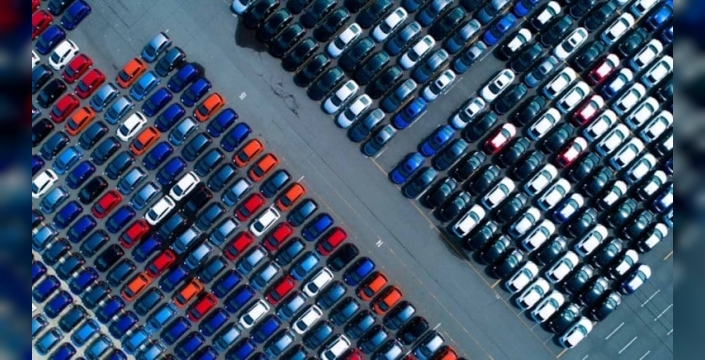 Sessiz devler sahnede: Dünyayı fetheden 3 otomobil ve bir rekortmen!