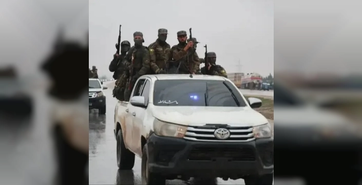 Suriye'de Meskene yolları güvenlik nedeniyle trafiğe kapatılıyor