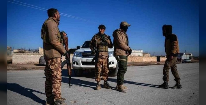 Suriye ordusu Deyr Hafir'e büyük sevkiyat yaptı, terör örgütü sivillerin çıkışına engel oluyor