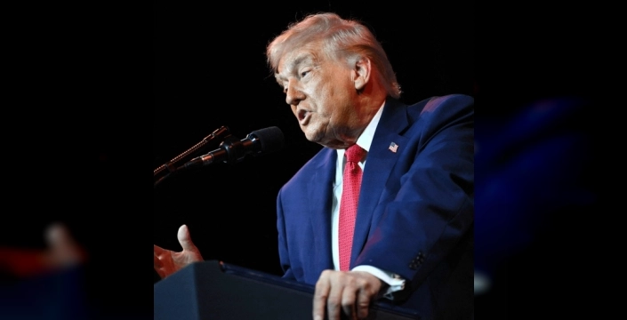 Trump'tan İran'a tehdit: Müdahaleye hazırız, özgürlüğe hiç olmadığı kadar yakınsınız