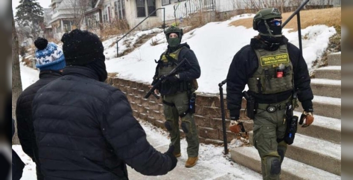 Trump'tan orduya 'hazır ol' emri: Minneapolis'te iç karışıklık senaryosu