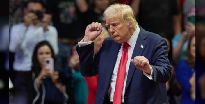 Trump'tan Venezuela'ya: Sadece ABD ürünleri alacaksınız!