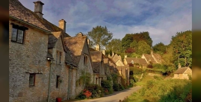 Türk çiftin tadilatı, İngiltere'nin en güzel sokağında krize yol açtı