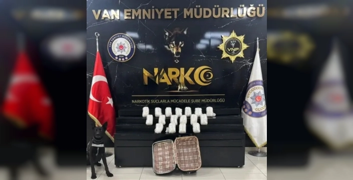 Van'da büyük uyuşturucu operasyonu: 22 kilo 540 gram sentetik madde ele geçirildi