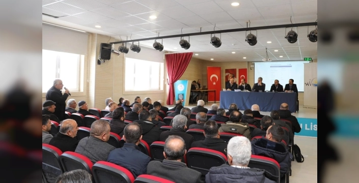 Van'da muhtarlar toplantısı: İhtiyaçlar yerinde dinlendi