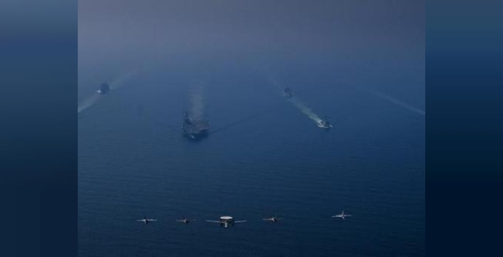 ABD, Umman Denizi'nde güçlü bir askeri tatbikat gerçekleştiriyor