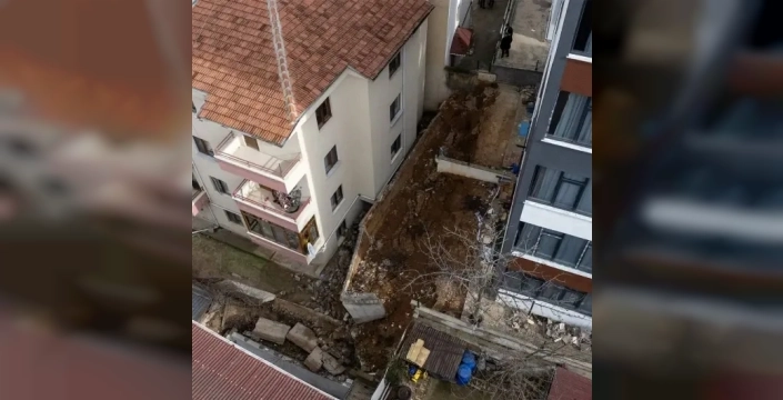 Ankara'da istinat duvarı çökünce 5 apartman tahliye edildi
