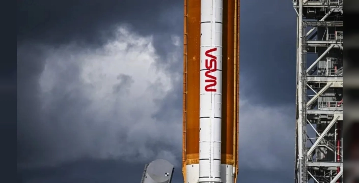 Artemis 2 görevi sıvı hidrojen kaçağı nedeniyle ertelendi, mart ayına sarktı