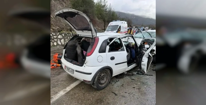 Burdur'da kan donduran kaza: 7 can yitip gitti, 5 yaralı