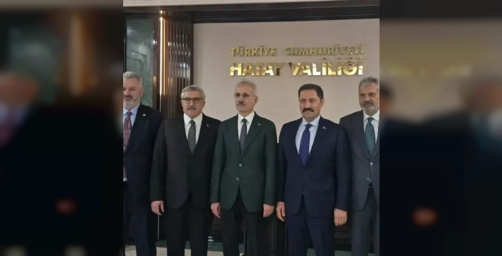 Deprem bölgesine can suyu: Bakan Uraloğlu, Hatay'a 80 milyar liralık ulaştırma yatırımını açıkladı